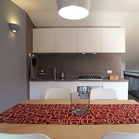 Apartment Turistico La Casa Del Vignola *
