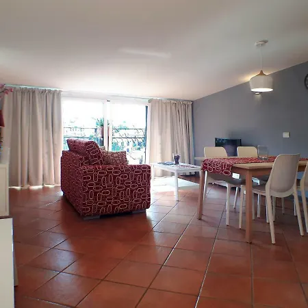 Apartment Turistico La Casa Del Vignola *